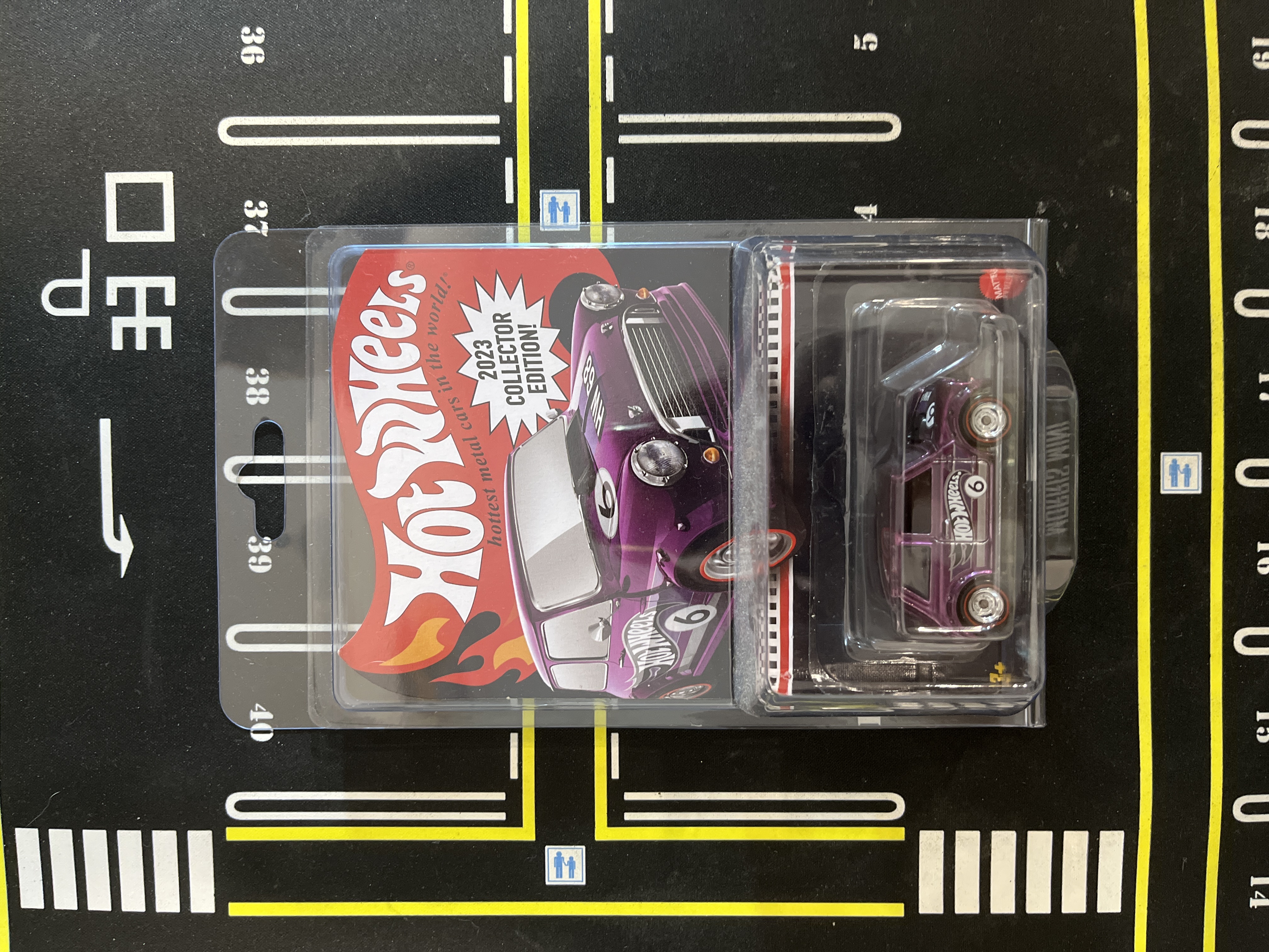 Hotwheels 2023 Collector Edition Morris Mini