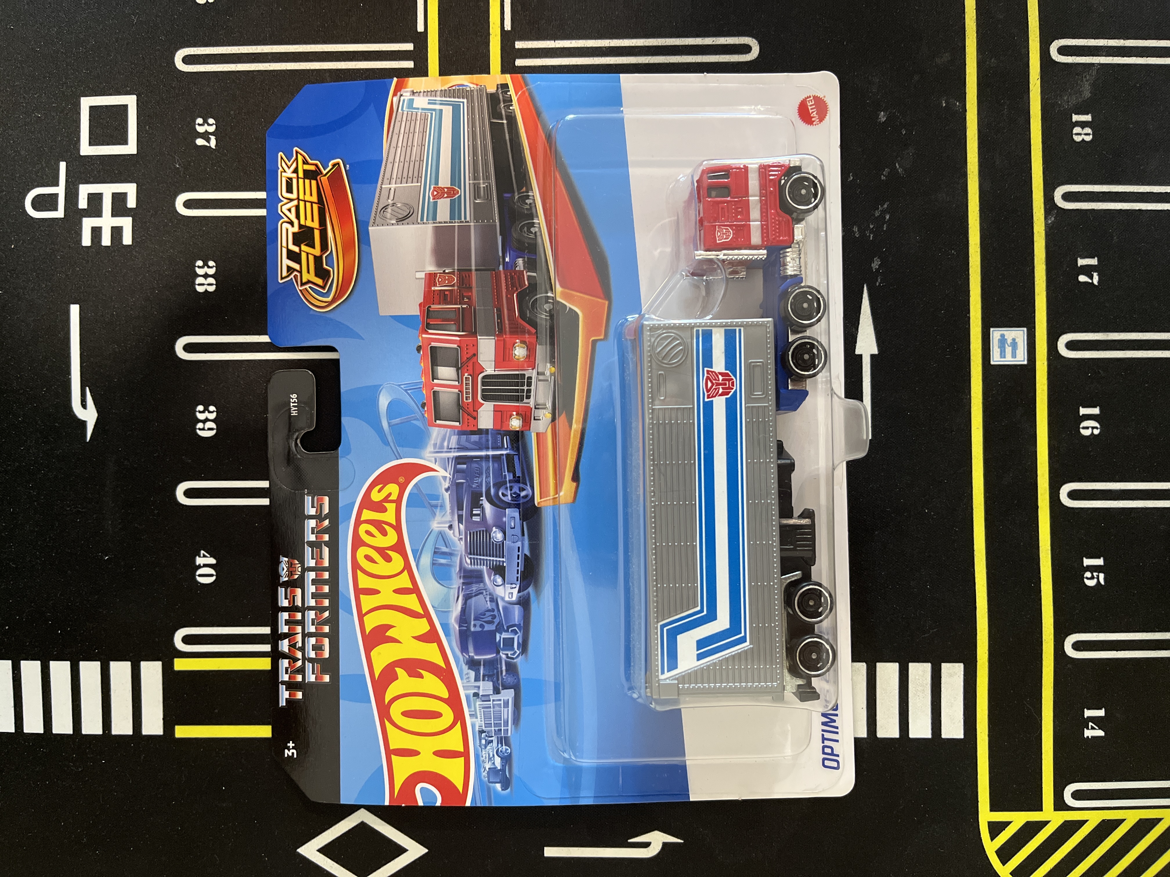 Hotwheels Track Fleet Transformers Optimus Prime