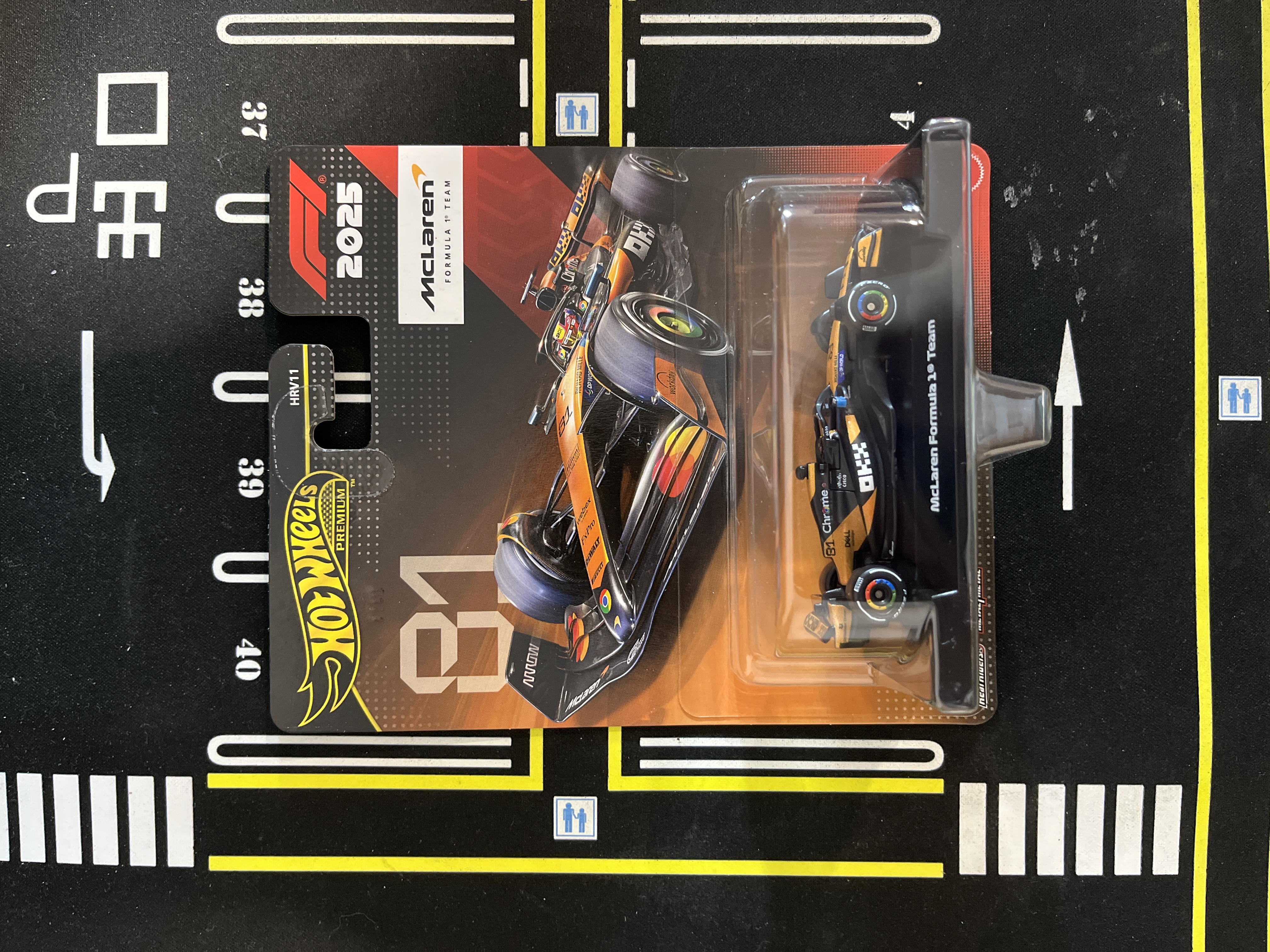 Hotwheels Premium Formula 1 Mclaren #81 2026