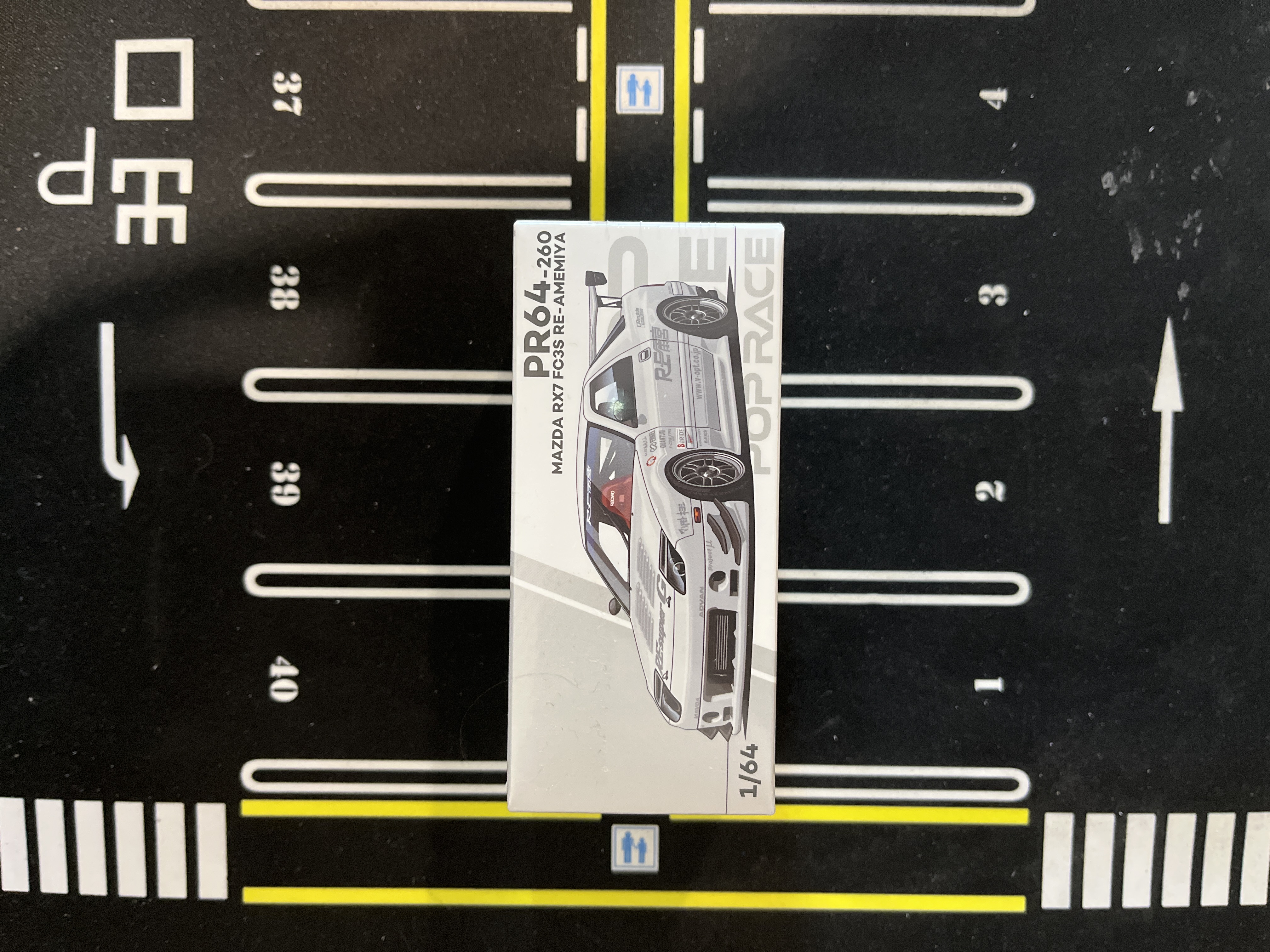 PR64-260 Pop Race Mazda RX7 FC3S Re-Amemiya White ( Sealed )