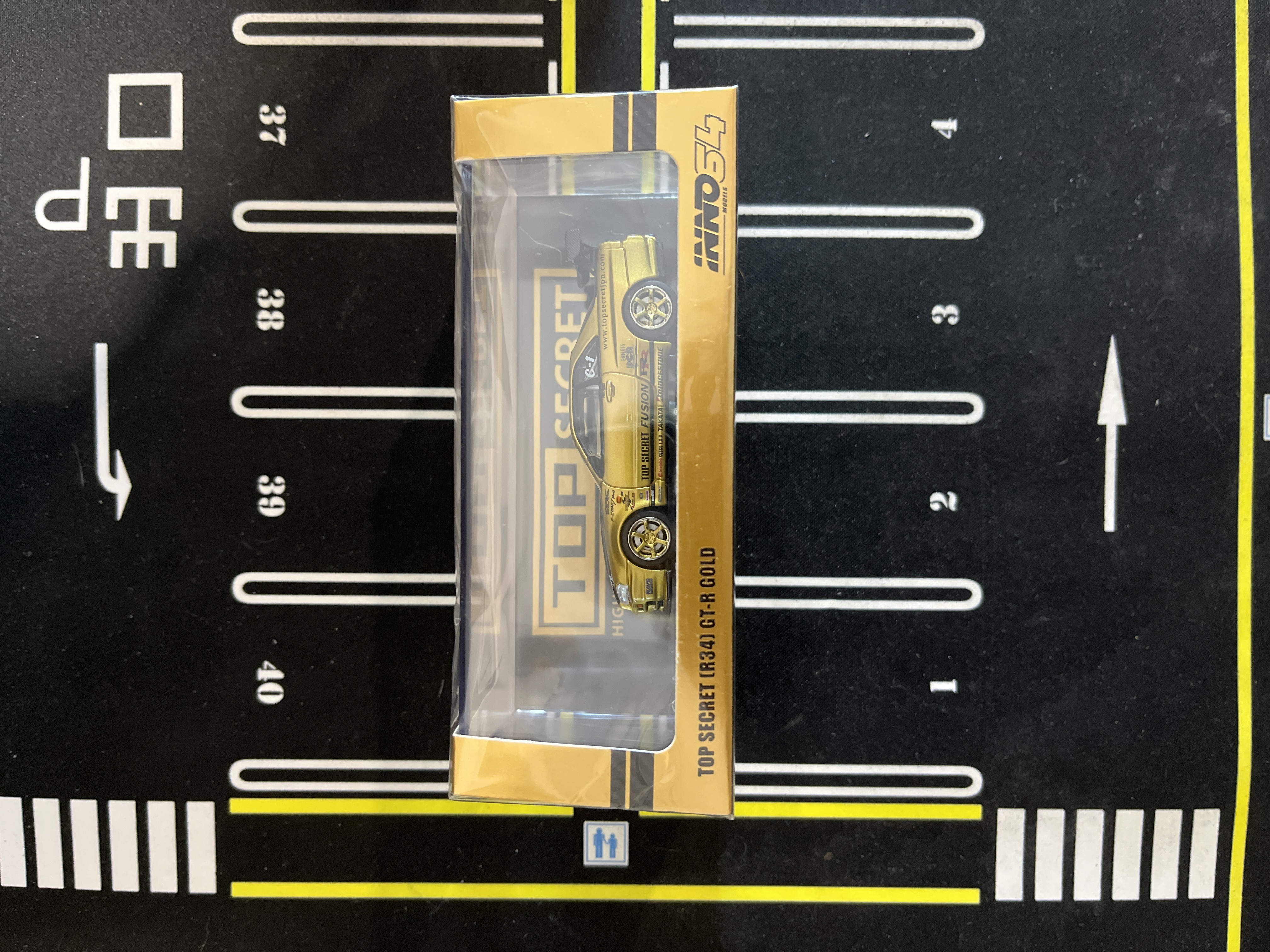 IN64 - Inno64 Top Secret R34 GTR Gold ( Sealed )