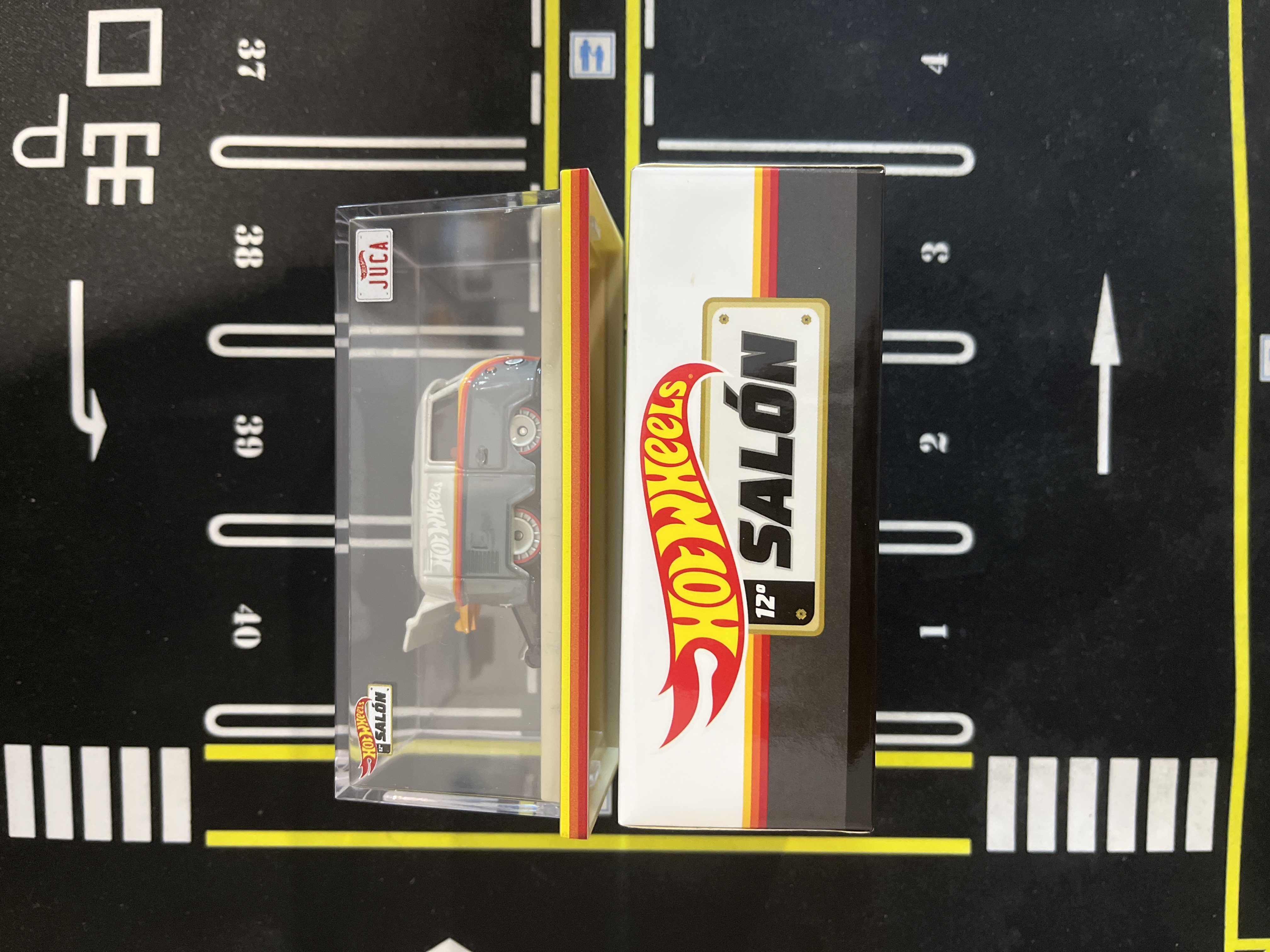 Hotwheels Salon Kool Kombi Juca 